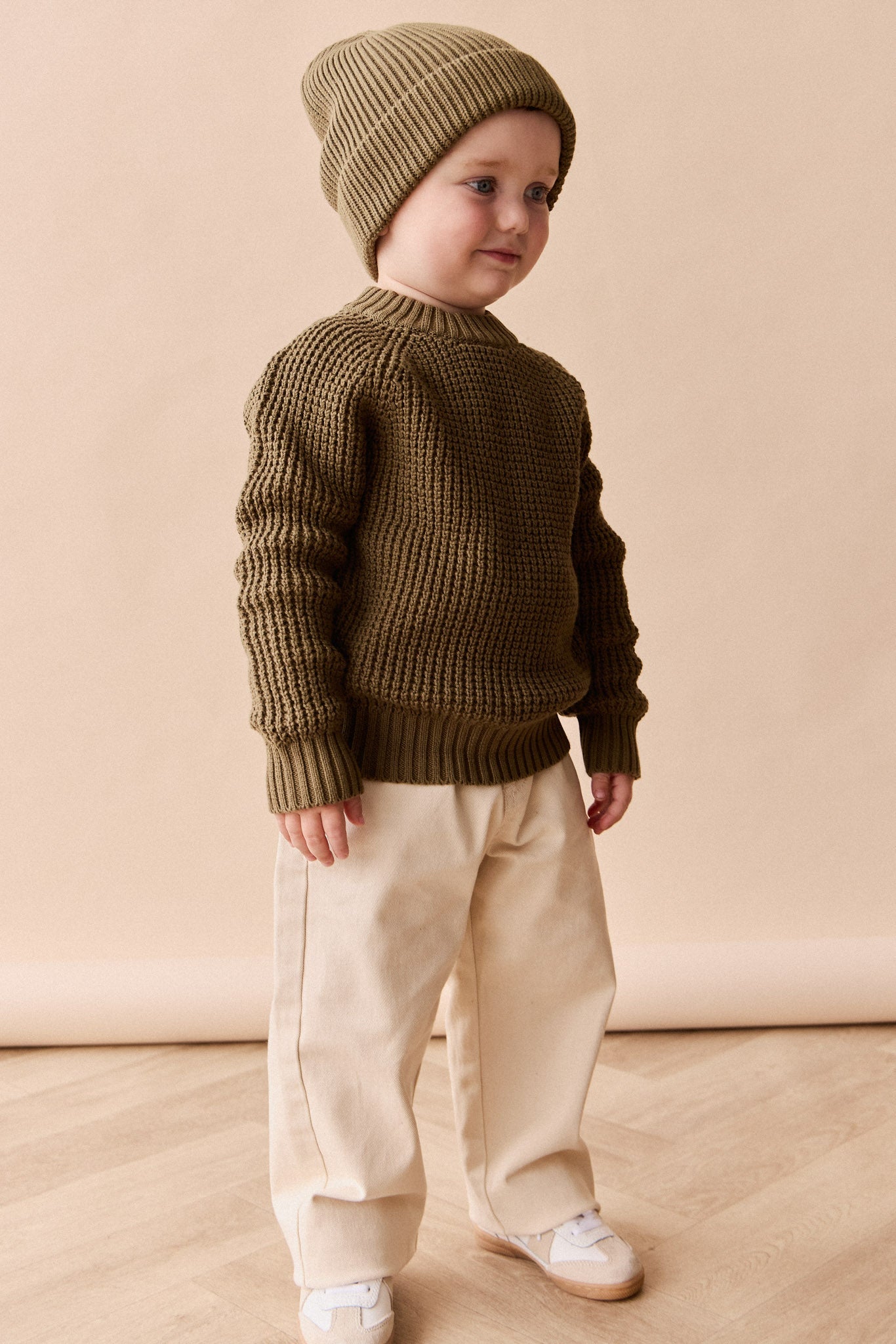 Pantalon Romeo en coton-élasthanne uni décontracté, coupe confortable et respirante pour bébés et petites filles (6 mois-8 ans)