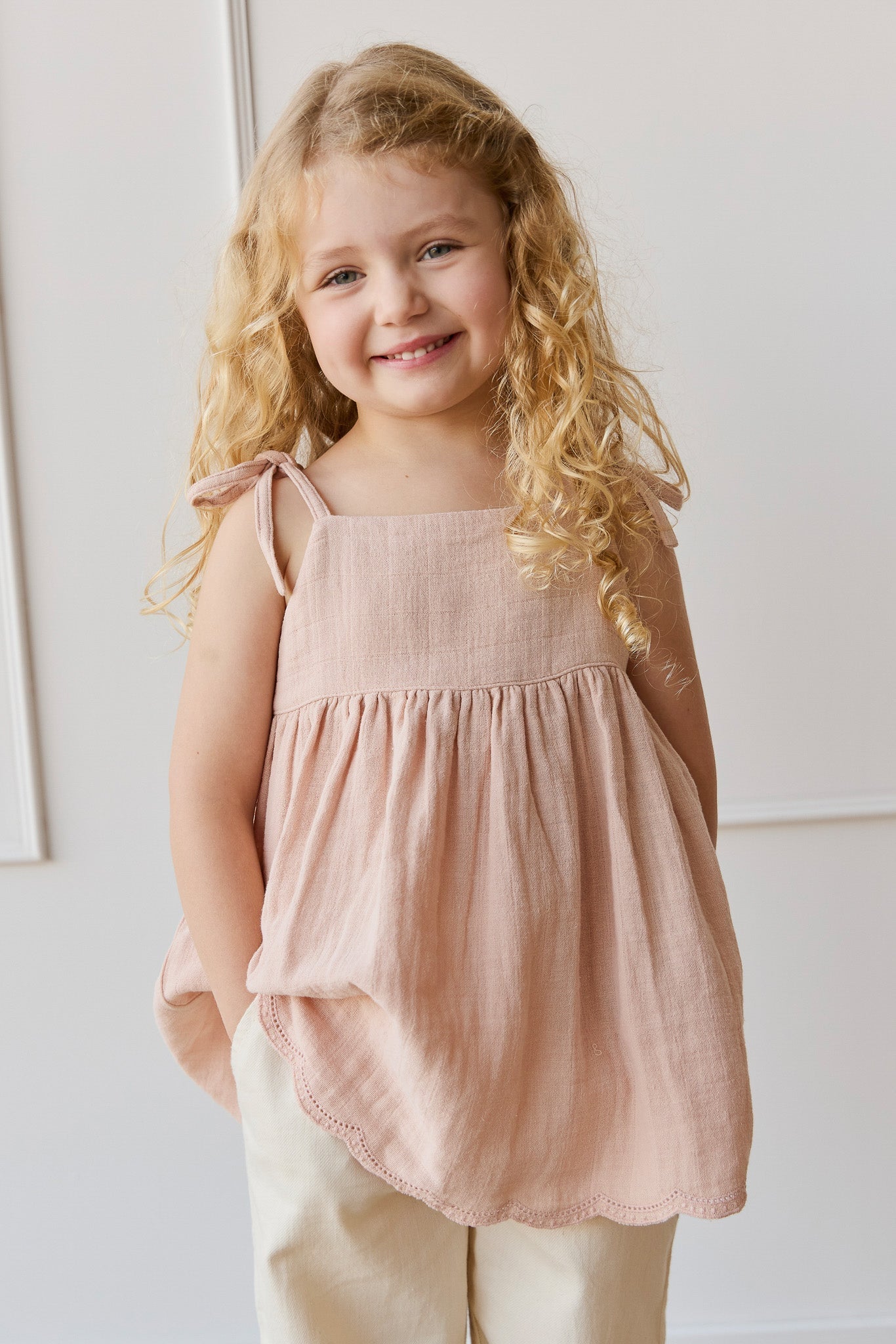 Haut en mousseline de coton biologique rose crayeux uni aéré pour filles, léger et respirant, idéal pour superposer en été (6 mois-10 ans)