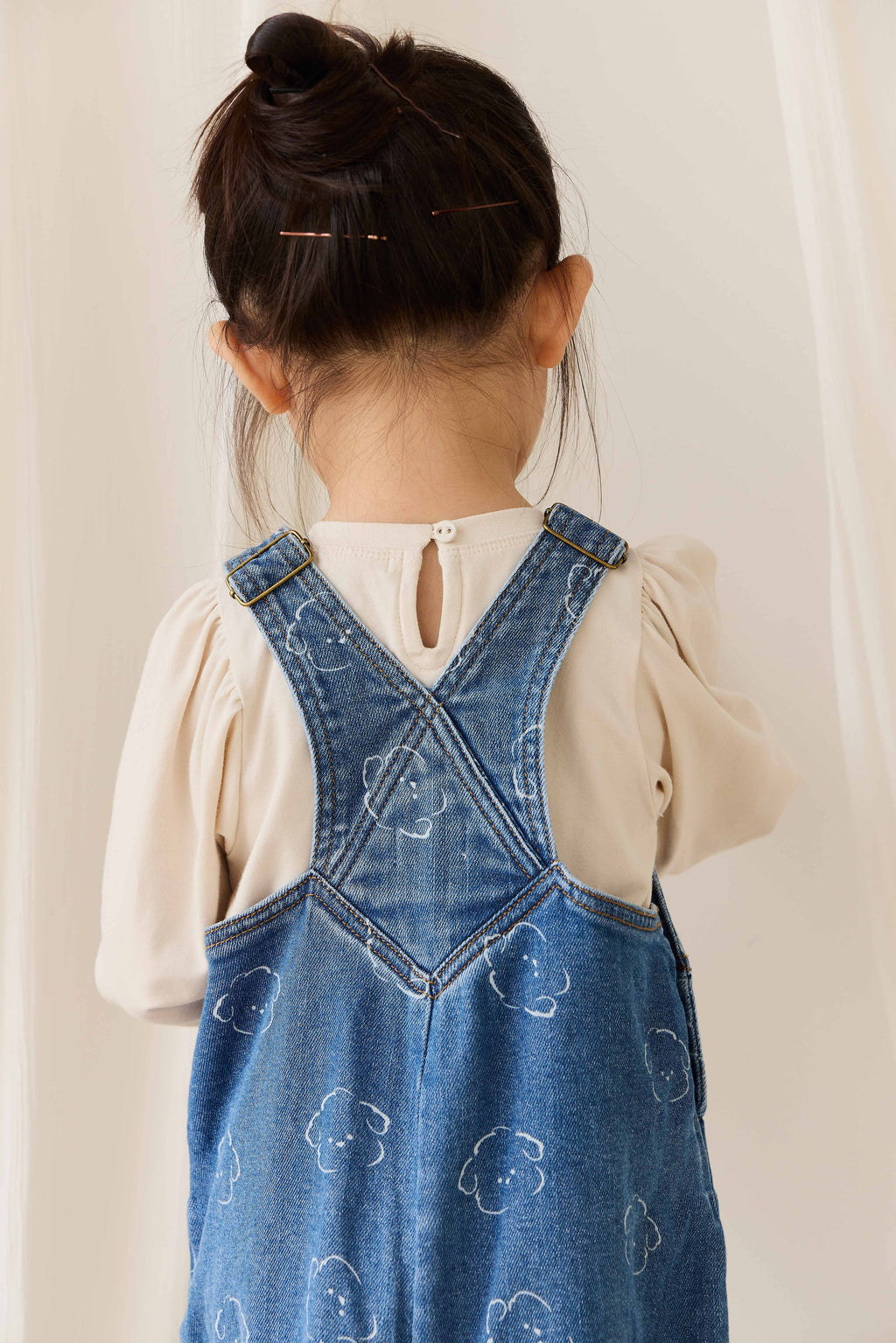 Salopette décontractée en jean brodé coton-élasthanne avec bretelles réglables et détails sans nickel pour bébé usage quotidien (6M–6Y)