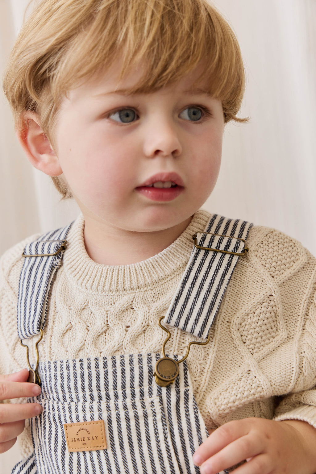Salopette rayée bleu marine et nuage en coton-élasthanne avec accessoires sans nickel et bretelles réglables pour garçons et filles (6 mois-8 ans)