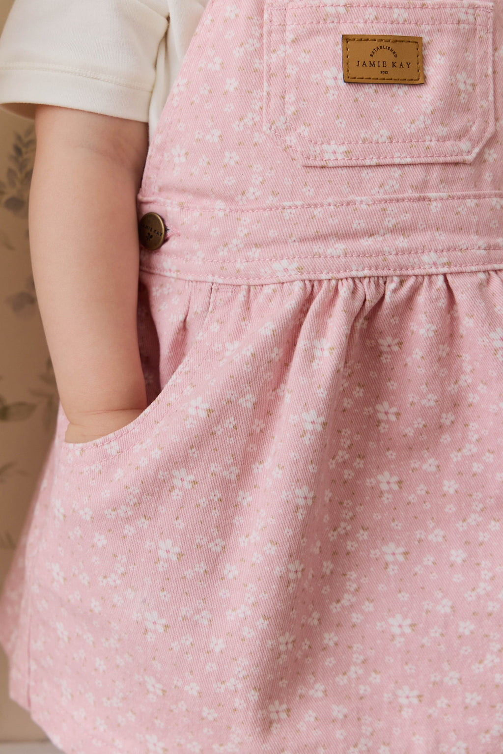 Robe Salopette Vintage Rose Poudré Brodé en Coton-Élasthanne avec Bretelles Ajustables & Poche Bavette à l'Avant pour Filles Printemps-Été (6M–8A)