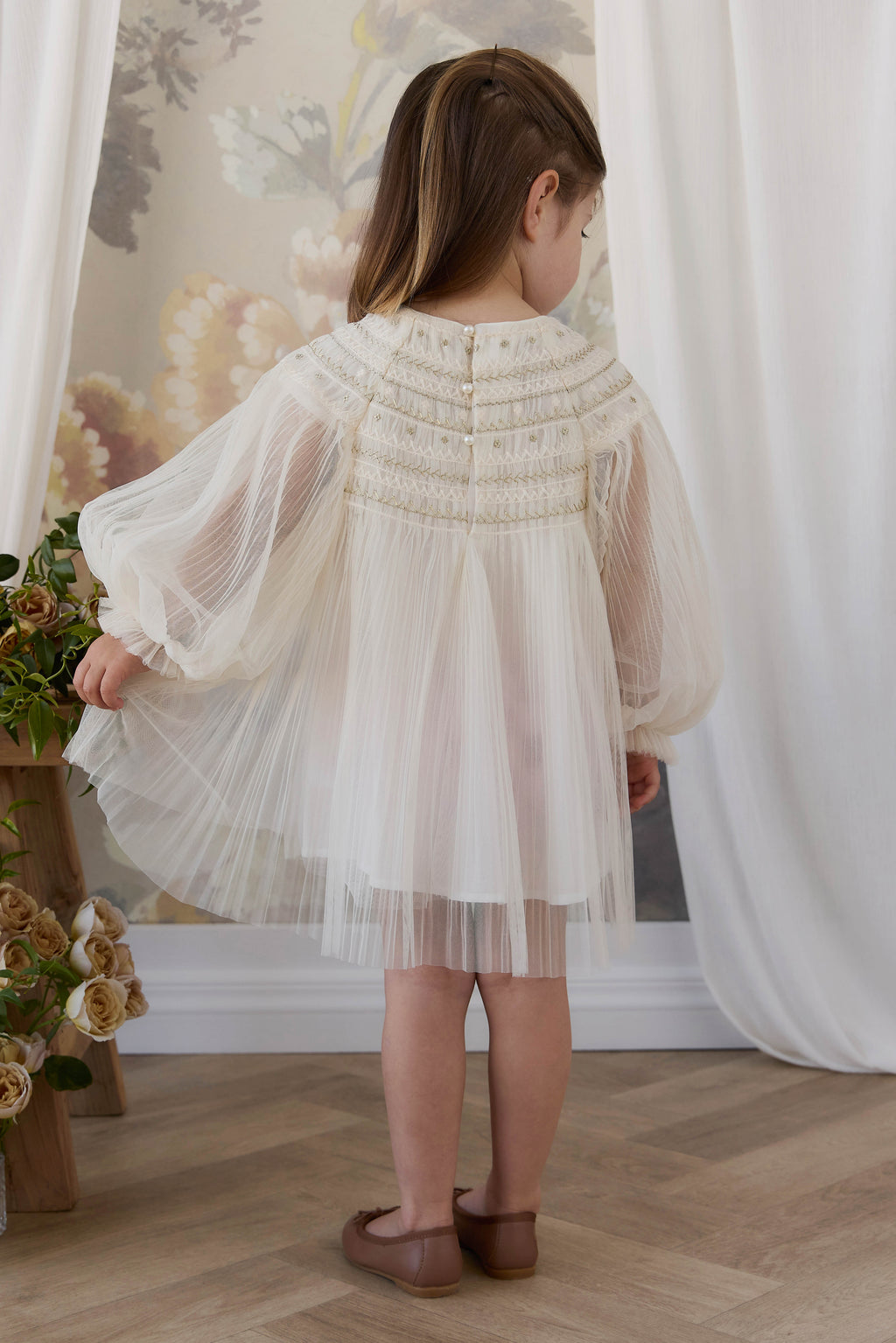 Robe Douce Ivoire Rêveuse Thème Ange des Neiges en Polyester-Coton Doublé avec Manches Longues Transparentes et Superposition Frôncée pour Fêtes Filles (6M–8Y)