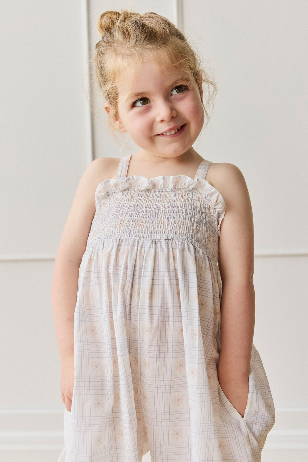 Combinaison une pièce en coton biologique et élasthanne, unie et neutre, confortable et résistante pour le quotidien de bébé et enfant (6 mois - 10 ans)