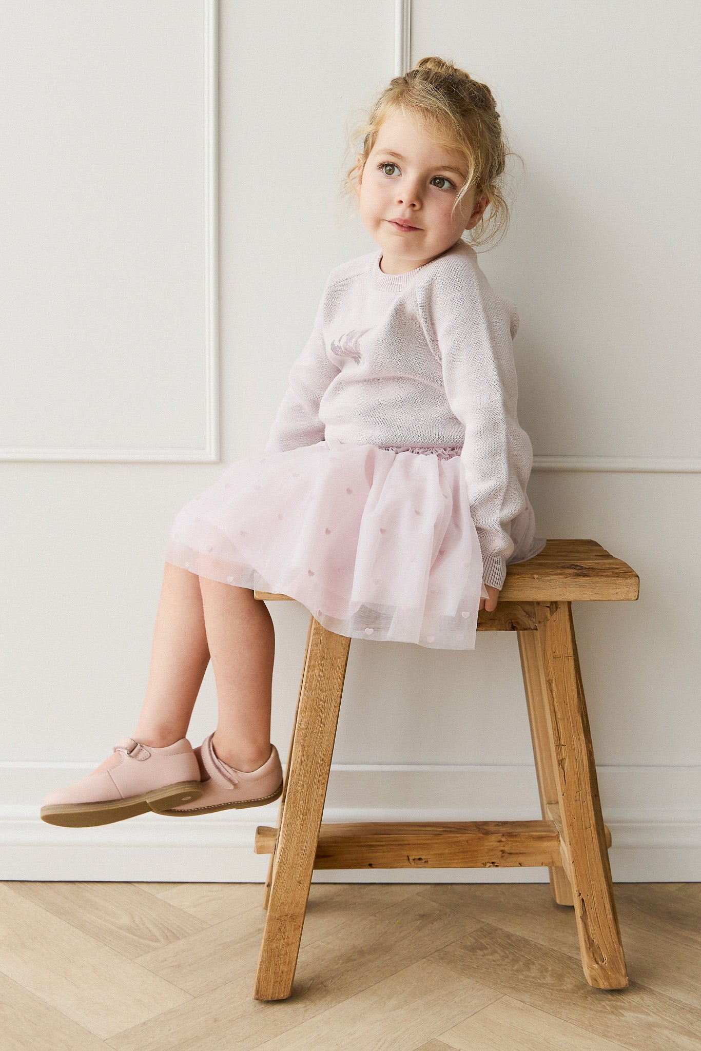 Jupe en nylon à imprimé flocage cœur multicolore romantique avec doublure en coton pour filles, idéale pour les occasions festives et spéciales (6 mois-8 ans)