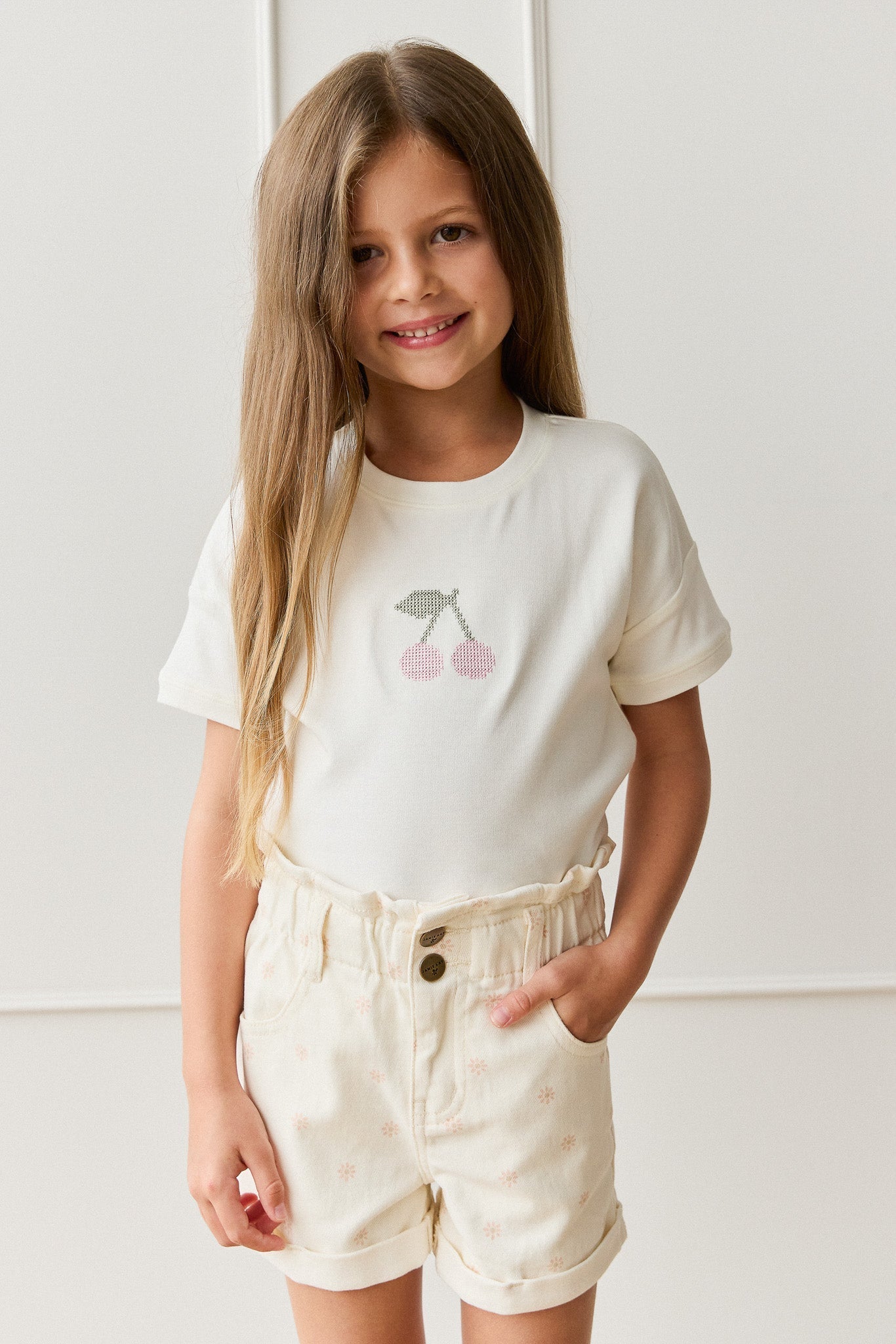 Short en coton et élasthanne avec accessoires sans nickel pour filles, idéal pour les tenues décontractées de tous les jours (6 mois-10 ans)