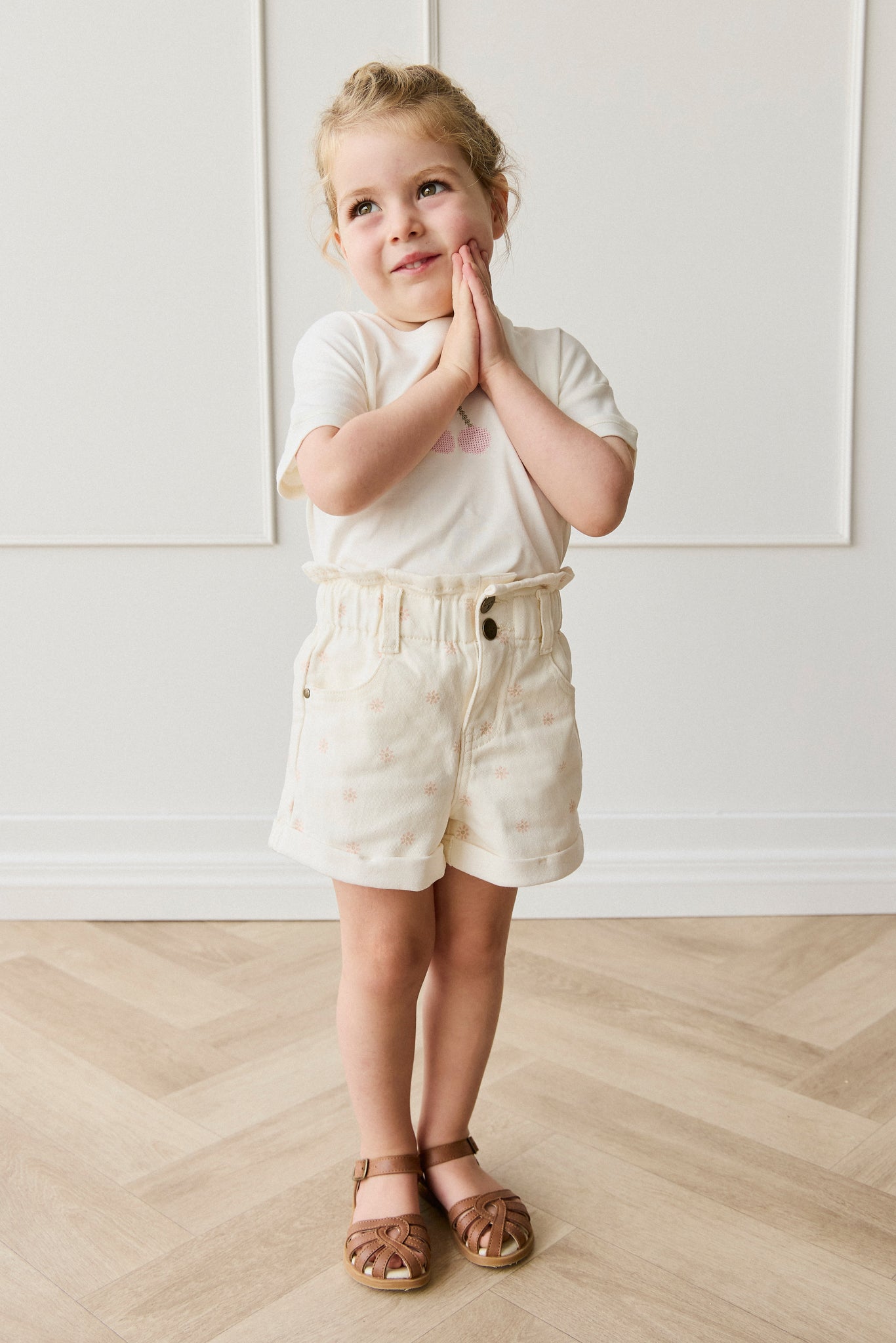Short en coton et élasthanne avec accessoires sans nickel pour filles, idéal pour les tenues décontractées de tous les jours (6 mois-10 ans)