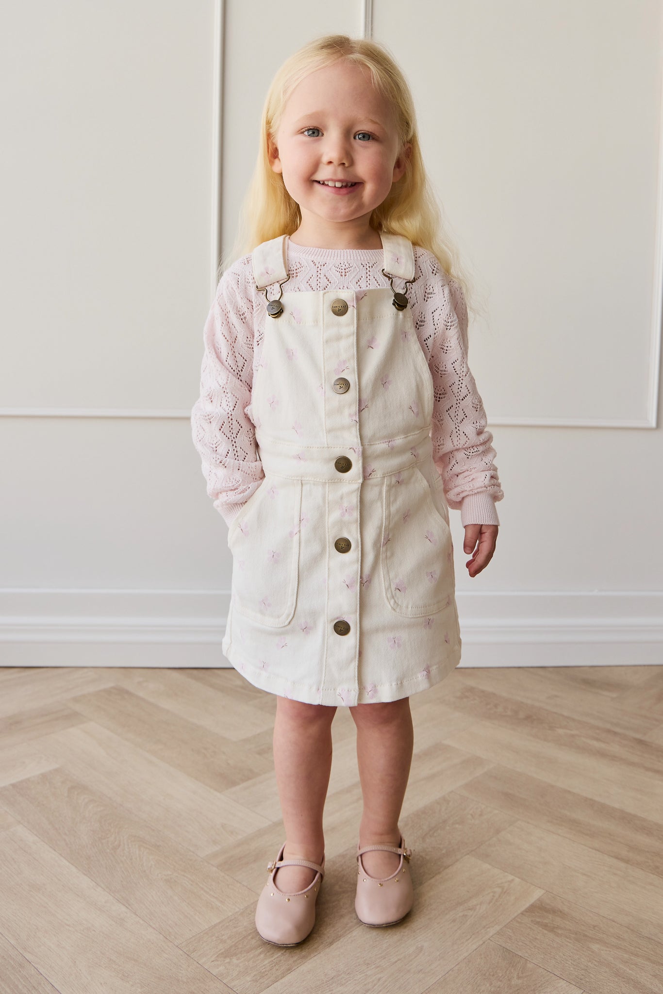 Robe salopette en coton et élasthanne couleur parchemin vintage, avec bretelles réglables et silhouette décontractée pour filles (6 mois-8 ans)