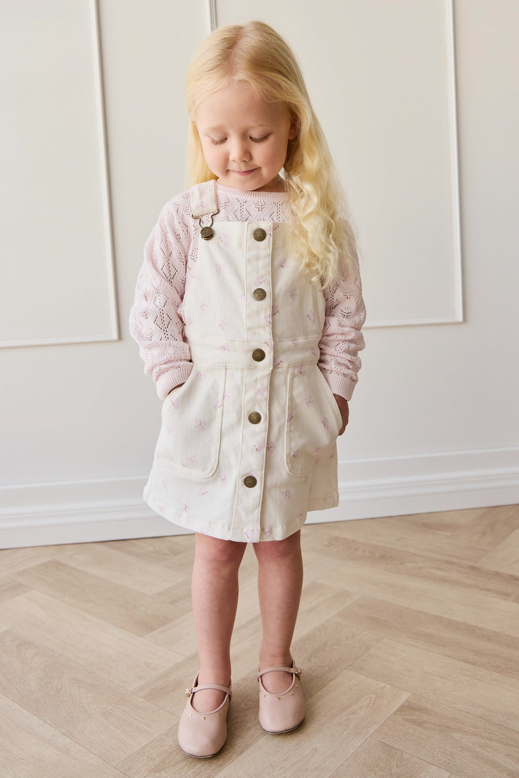Robe salopette en coton et élasthanne couleur parchemin vintage, avec bretelles réglables et silhouette décontractée pour filles (6 mois-8 ans)
